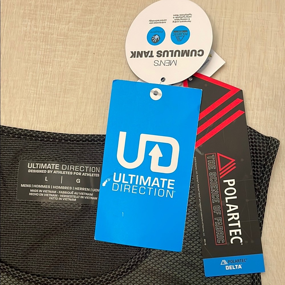 Men’s Ultimate Direction Tank - Picture 2 of 5